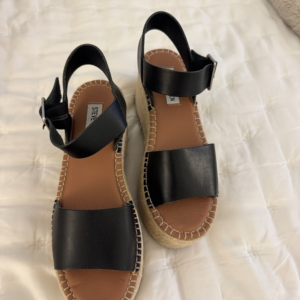 Steve Madden Black Cabo Flatform Sandals - Picture 2 of 6